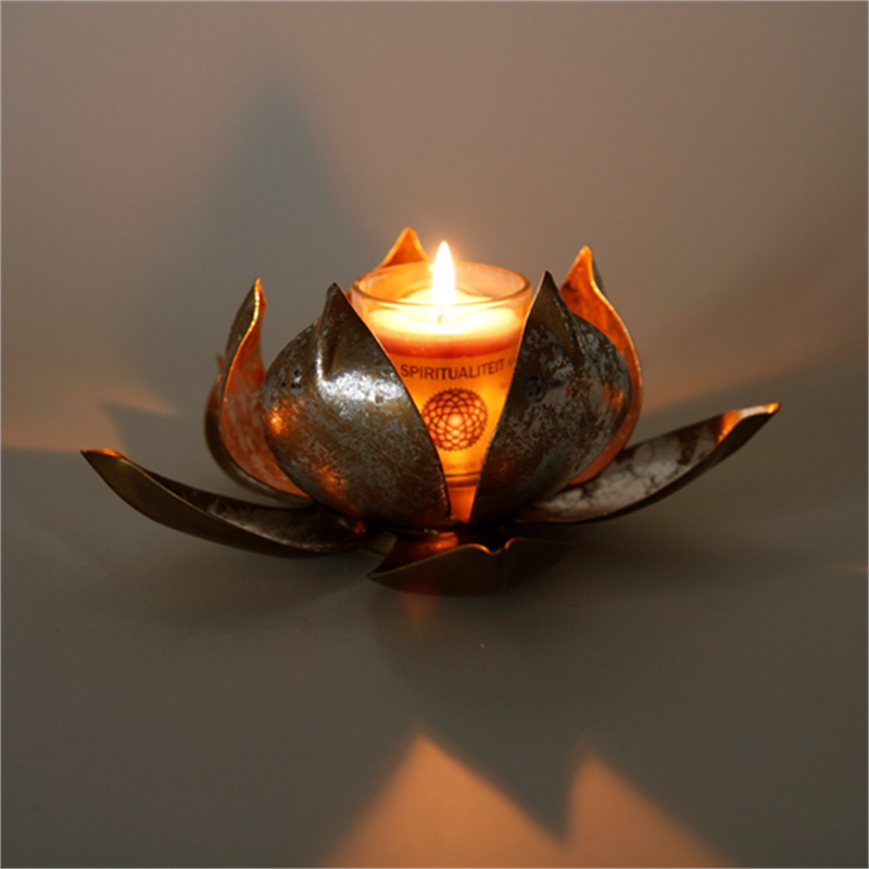 Teelichthalter aus Metall Lotus 10 x 20cm